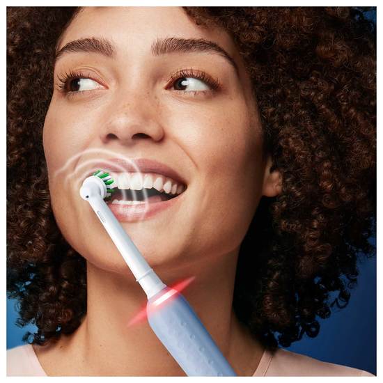 Oral-B Pro 3 3200S Blå Eltandborste med extra Tandborsthuvud