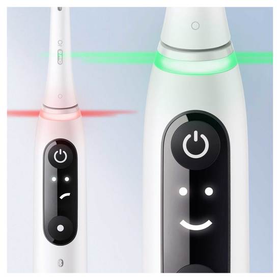 Oral-B iO 6S Vit Eltandborste med extra Tandborsthuvud