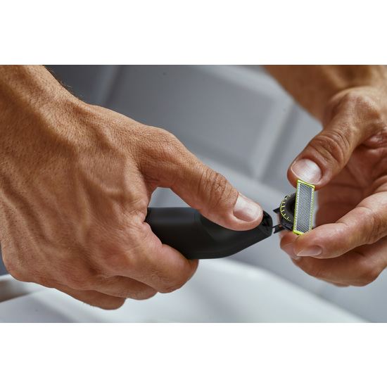 Philips OneBlade Pro 360 Face and Body QP6541/15 Skäggtrimmer