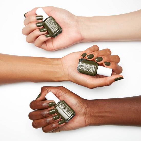 Essie Color 924 Meet Me At Midnight 13,5 ml