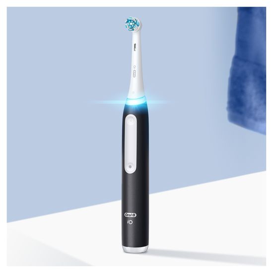 Oral-B iO 3S Svart Eltandborste