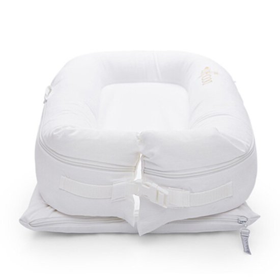 DockATot Deluxe+ Babynest Pristine White