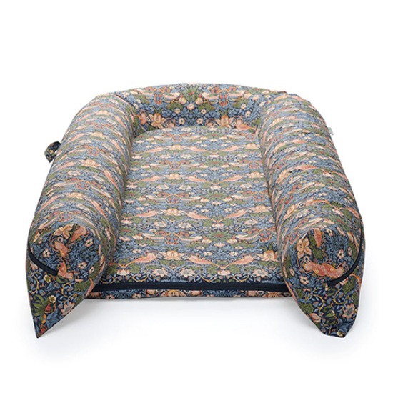 DockATot Grand XL Babynest Strawberry Thief William Morris