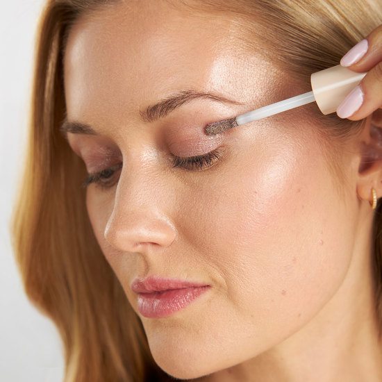 PÜR On Point Tint Creamy Eyeshadow & Primer with Peptides Suede 3 ml