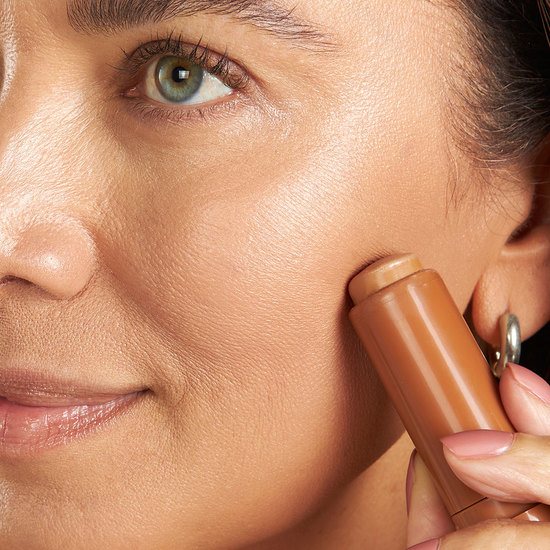 PÜR Silky Tint Creamy Multitasking Stick with Peptides Bronze Babe 6 g
