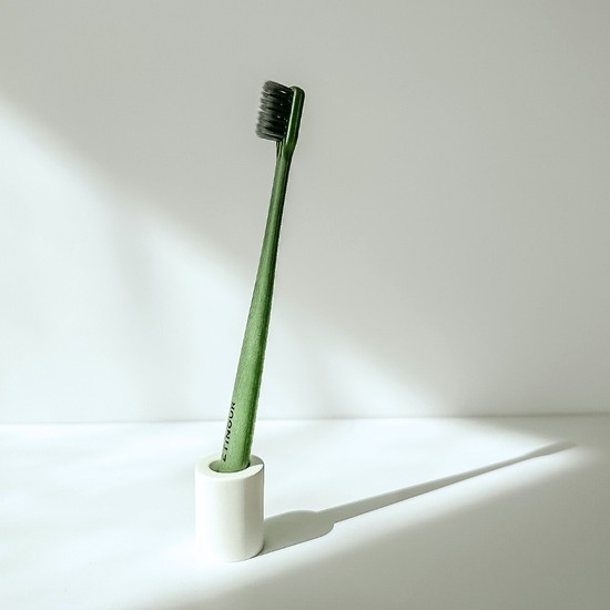 Etinour Essential Toothbrush 
