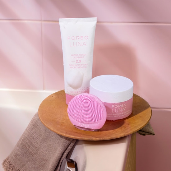 FOREO LUNA 4 play Tickle Me Pink!