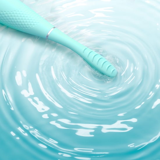 FOREO ISSA 4 Sonic Toothbrush Artic Blue