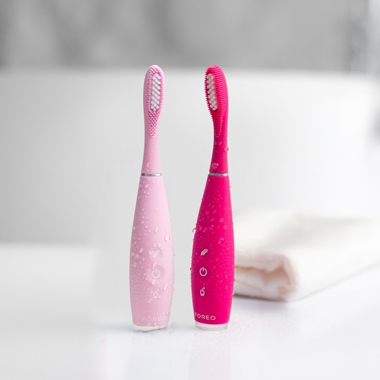 FOREO ISSA 4 Sonic Toothbrush Pearl Pink