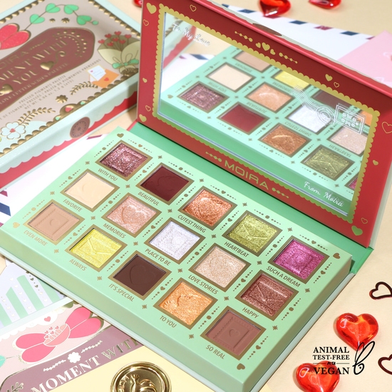 MOIRA A Moment With You Pressed Pigment Palette