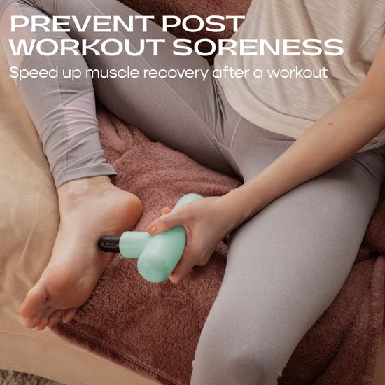 Lola Massage Gun Mint Cream