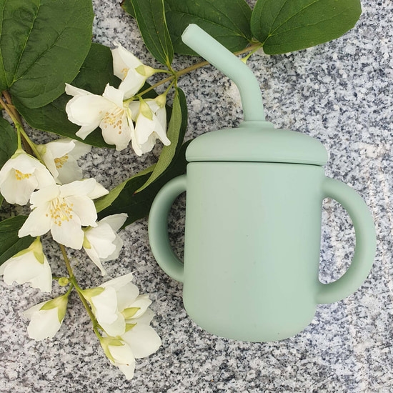 Summerville Mugg med Sugrör Silikon Cameo Green