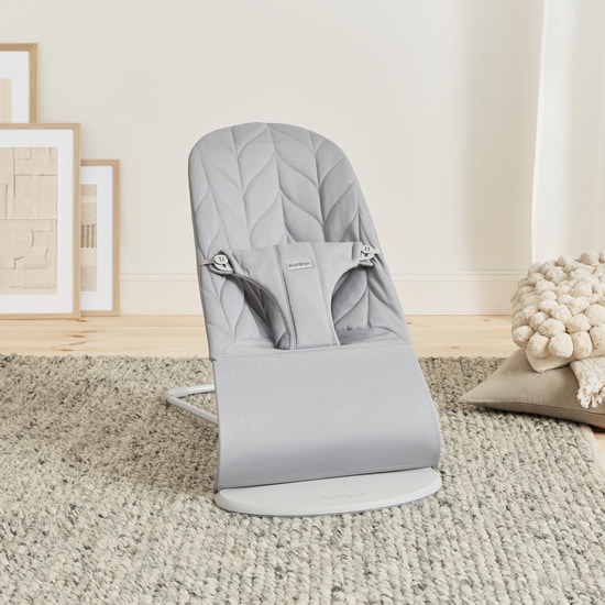 BabyBjörn Bouncer Bliss Petal Quilt Light Grey