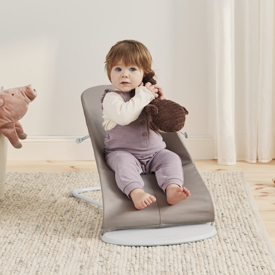 BabyBjörn Bouncer Bliss Petal Quilt Sand Grey