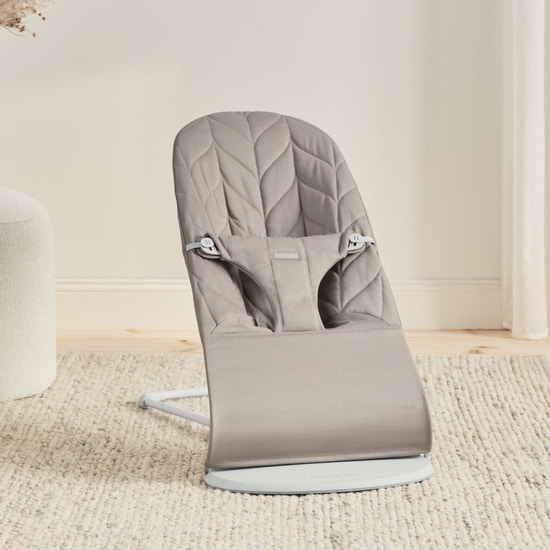 BabyBjörn Bouncer Bliss Petal Quilt Sand Grey
