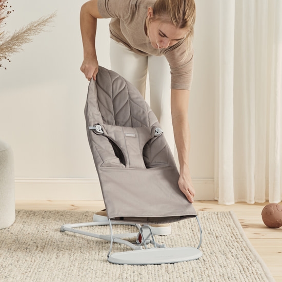 BabyBjörn Bouncer Bliss Petal Quilt Sand Grey