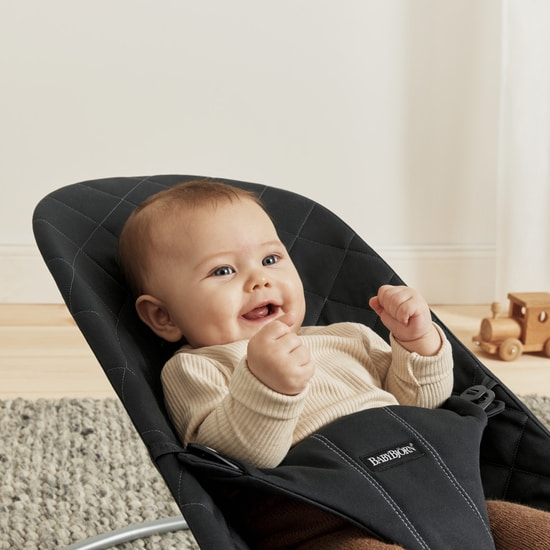 BabyBjörn Bouncer Bliss Classic Quilt Black