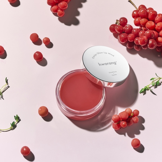 Hwarang' Omija Glow Lip Mask 15 ml