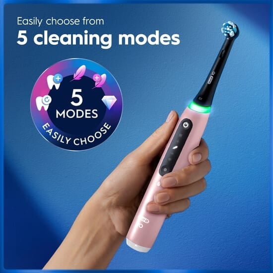 Oral-B iO 5 Eltandborste Rosa med Resefodral och Borthuvudshållare