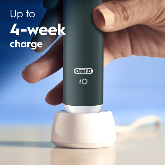 Oral-B iO 2 Forest Green Eltandborste med Resefodral
