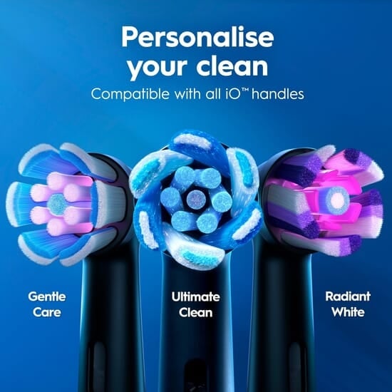 Oral-B iO 3 Eltandborste Svart med Tandborsthuvud & Resefodral