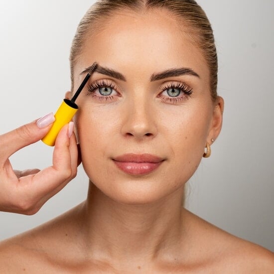 WOWBROW Color Boosting Brow Mascara Dark brown 5,5 ml