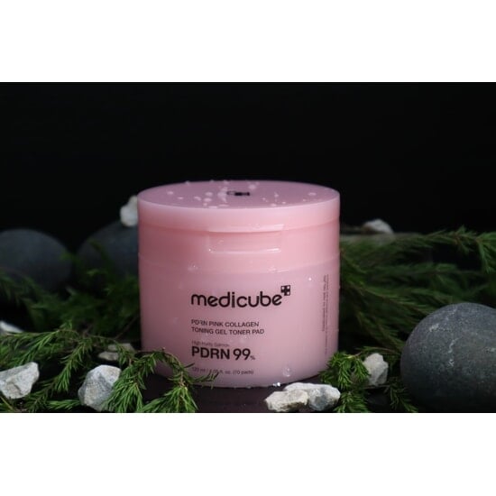 Medicube PDRN Pink Collagen Toning Gel Toner Pads 70 st