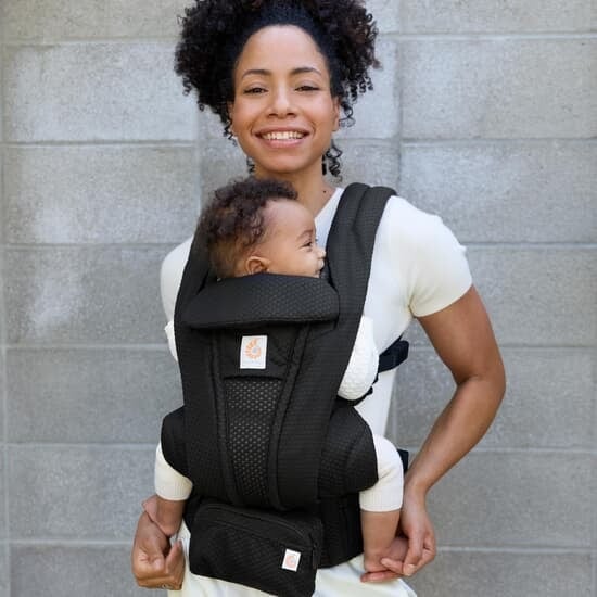 Ergobaby Omni Deluxe Mesh Bärsele Onyx Black
