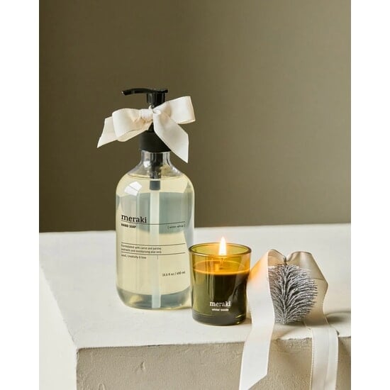 Meraki Christmas Gift Box Winter Whisp Hand Soap 60 ml & Winter Woods Candle 490 g