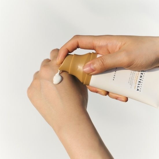 SKIN1004 Madagascar Centella Air-Fit Suncream Light 50 ml
