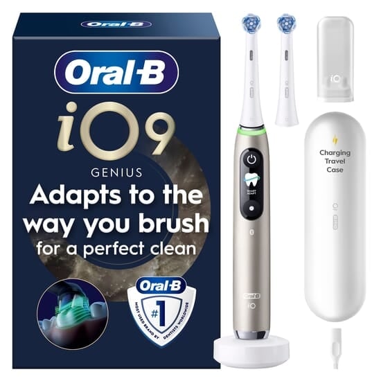Oral-B iO9 Eltandborste Eclipse Gold med tillbehör