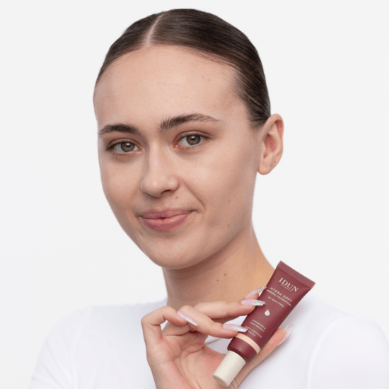 IDUN Minerals Hydra Soft Mineral Foundation Saga 30 ml