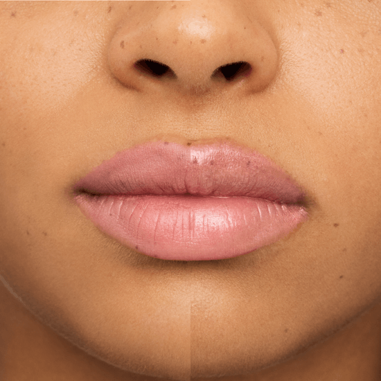essence Pearly Potion Multi-Reflective Lipgloss 01 Golden Peach 2,5 ml
