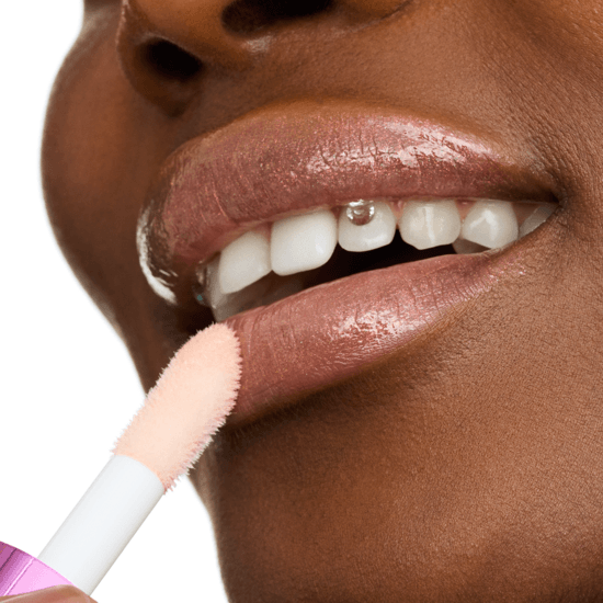 essence Pearly Potion Multi-Reflective Lipgloss 01 Golden Peach 2,5 ml