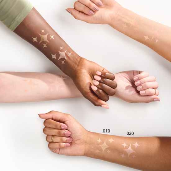 essence Baby Got Glow Highlighter Stick 10 10 ml