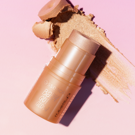 essence Baby Got Glow Highlighter Stick 10 10 ml