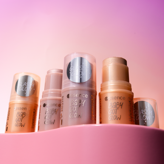 essence Baby Got Glow Highlighter Stick 10 10 ml