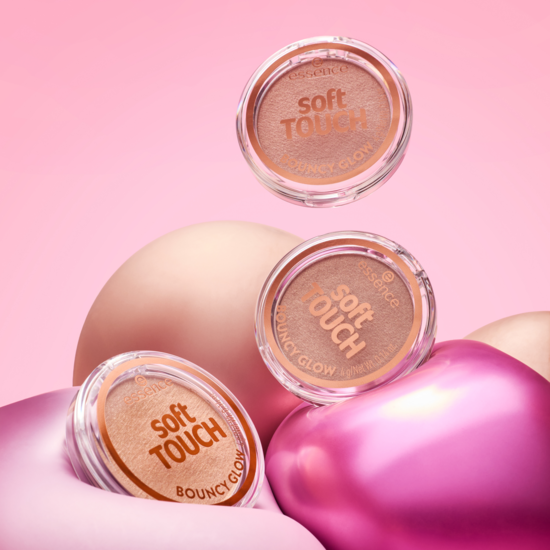 essence Soft Touch Bouncy Glow 10 4 g