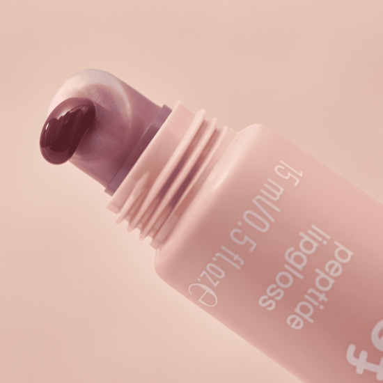 essence Feelin' Comfy Peptide Lipgloss 02 15 ml