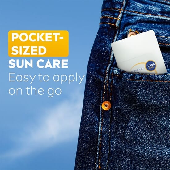 NIVEA SUN Solskydd UV Face Specialist Silky UV Stick SPF50+ 15 g