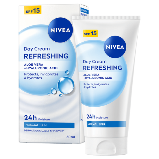 NIVEA Moisture Day Care SPF15 50 ml
