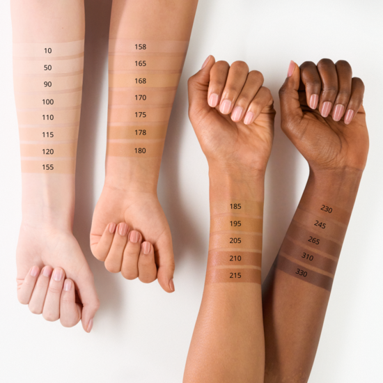 essence Silky Blur Hydrating Longwear Foundation 120