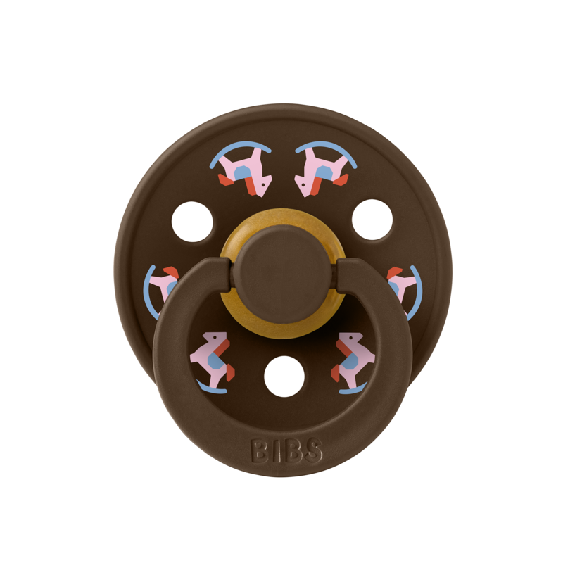 Köp 2 få 20% | BIBS Colour Holiday Horse Latex Size 2 Mocha