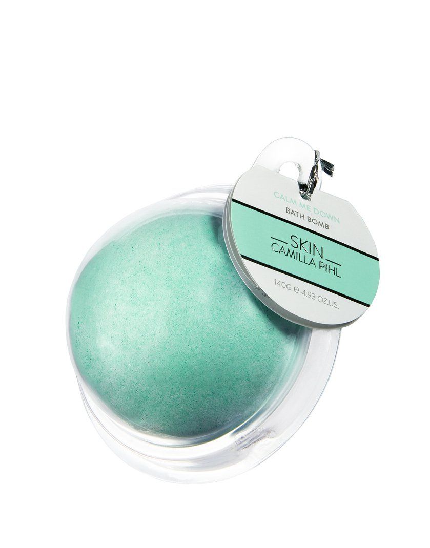 Skin Camilla Pihl Calm Me Down Bath Bomb 140 g