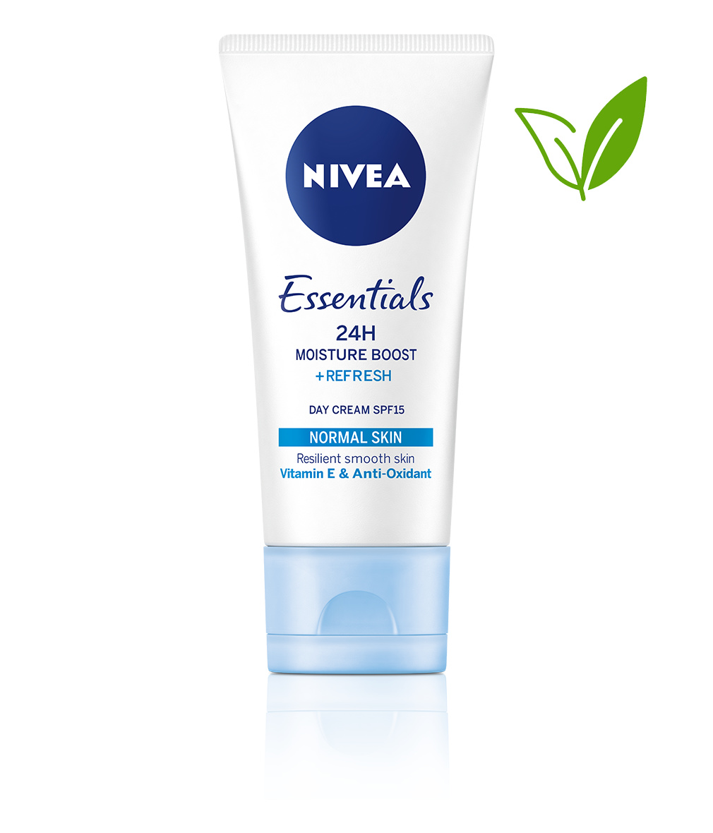 NIVEA Moisturizing Day Cream 50 ml