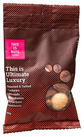 This is Ultimate Luxury Nut Mix 40g