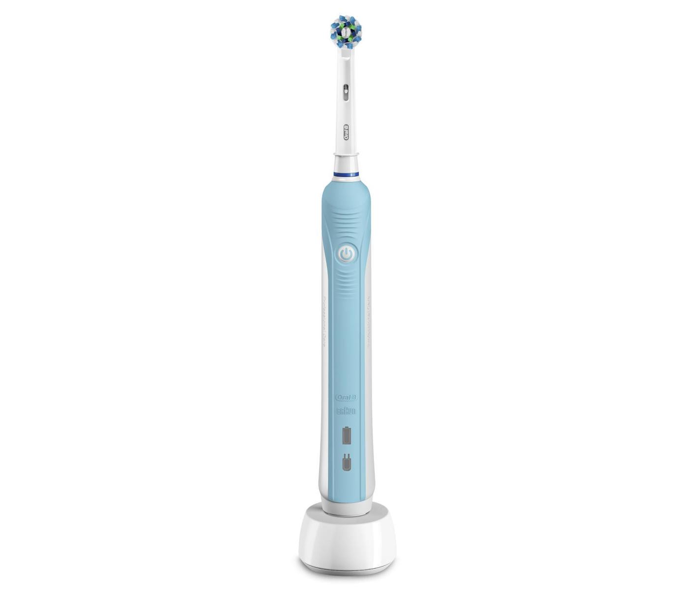 Oral-B Pro 700 CrossAction Eltandborste