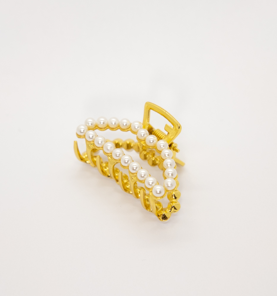 Add a Little Something Hair Claw Triangle Pearls White