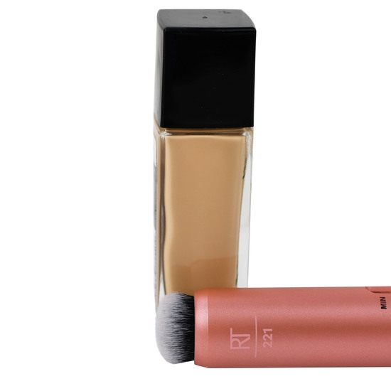 Real Techniques Custom Complexion