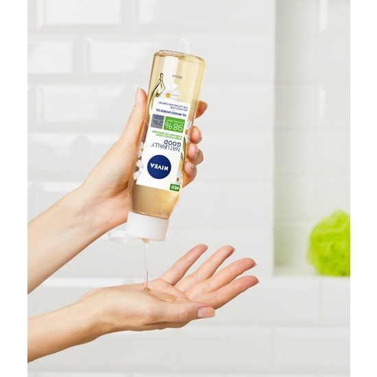 NIVEA Naturally Good Honey Suckle Shower 300 ml